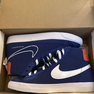Nike Blazer Mid ‘77 deep royal blue limited edition sneakers.